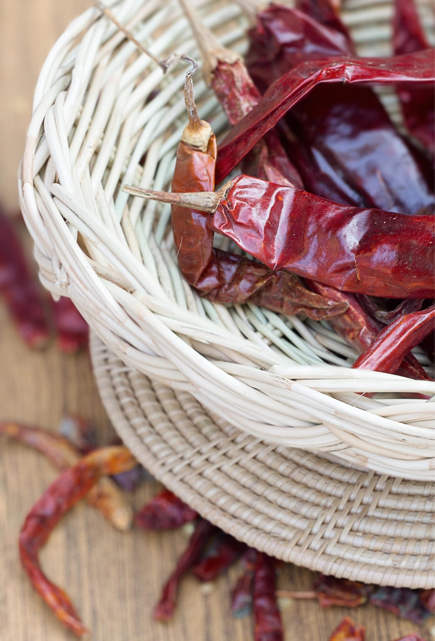 dried chili peppers 6930855